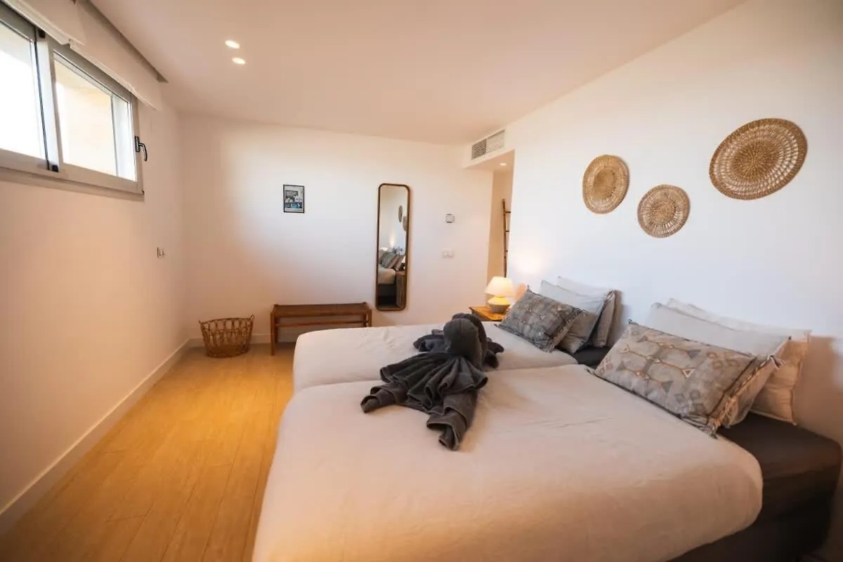 Lovely Villa With Uninterrupted Sea View Fuengirola